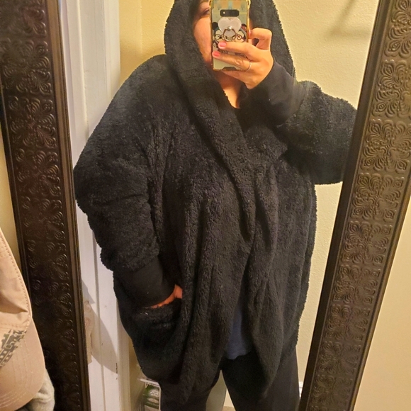 Black Chunky hooded sweater - Picture 1 of 11